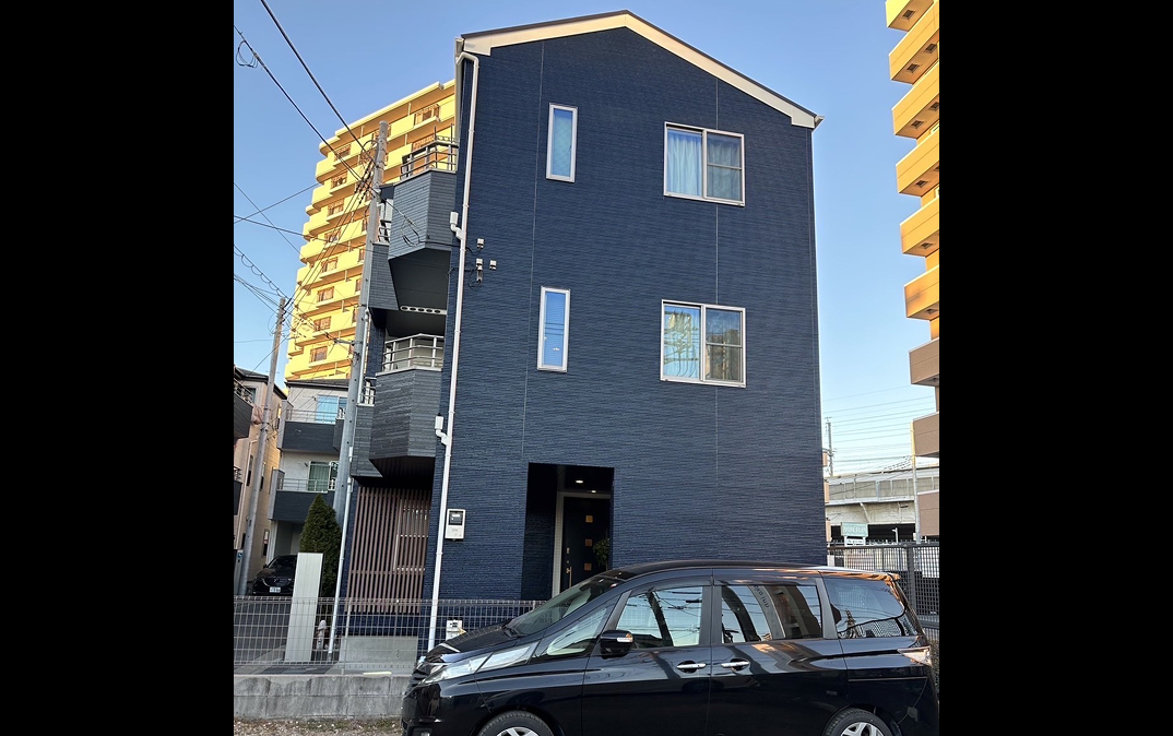 屋根外壁塗装、ルーバー工事 After