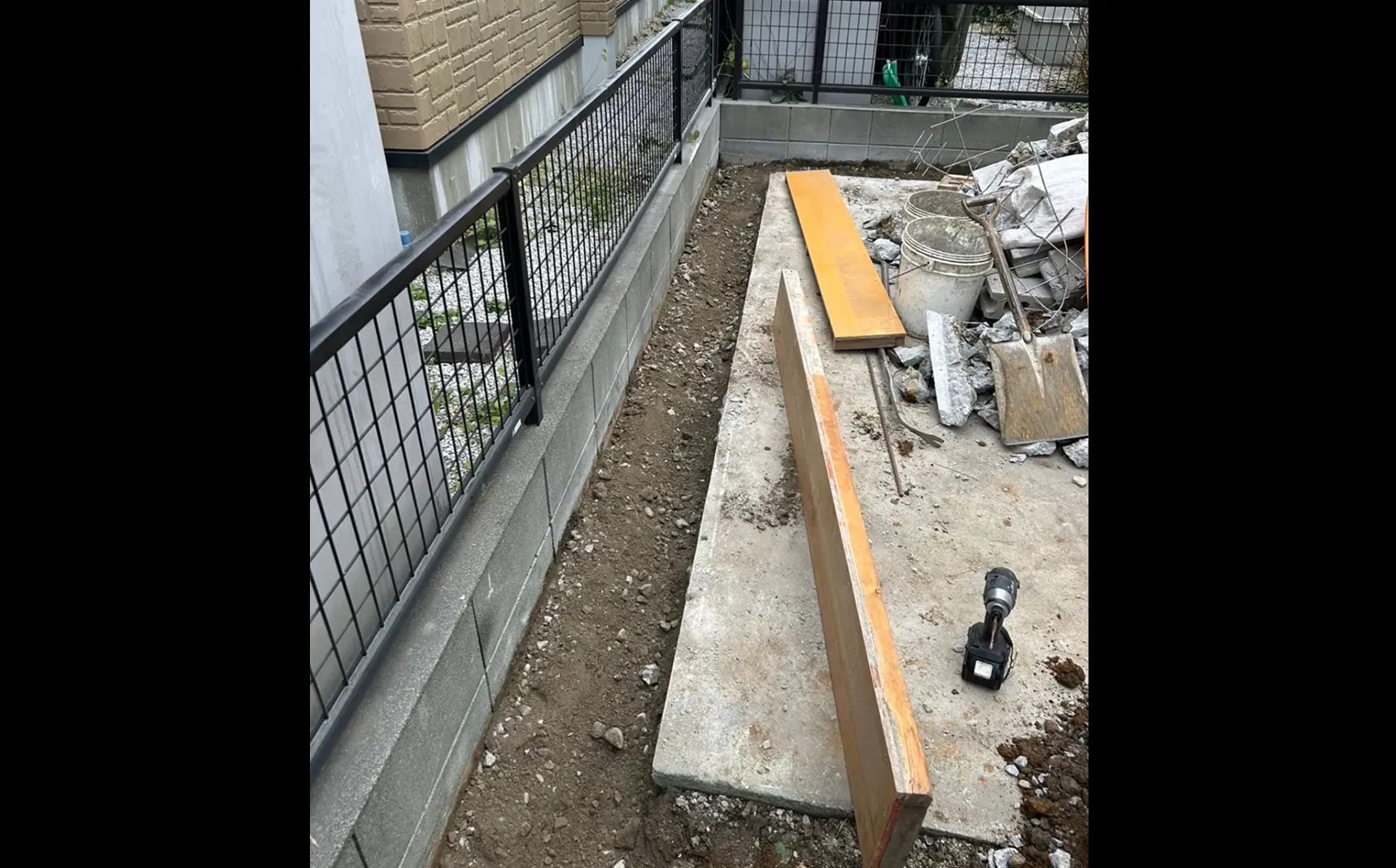 ガレージ工事 Before