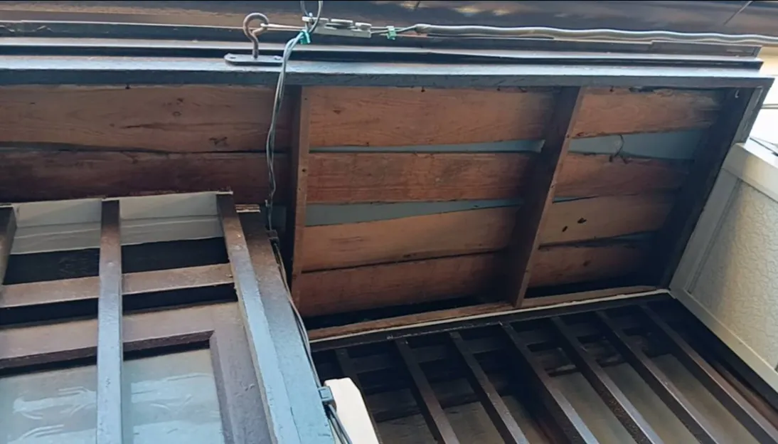 軒天改修工事 Before