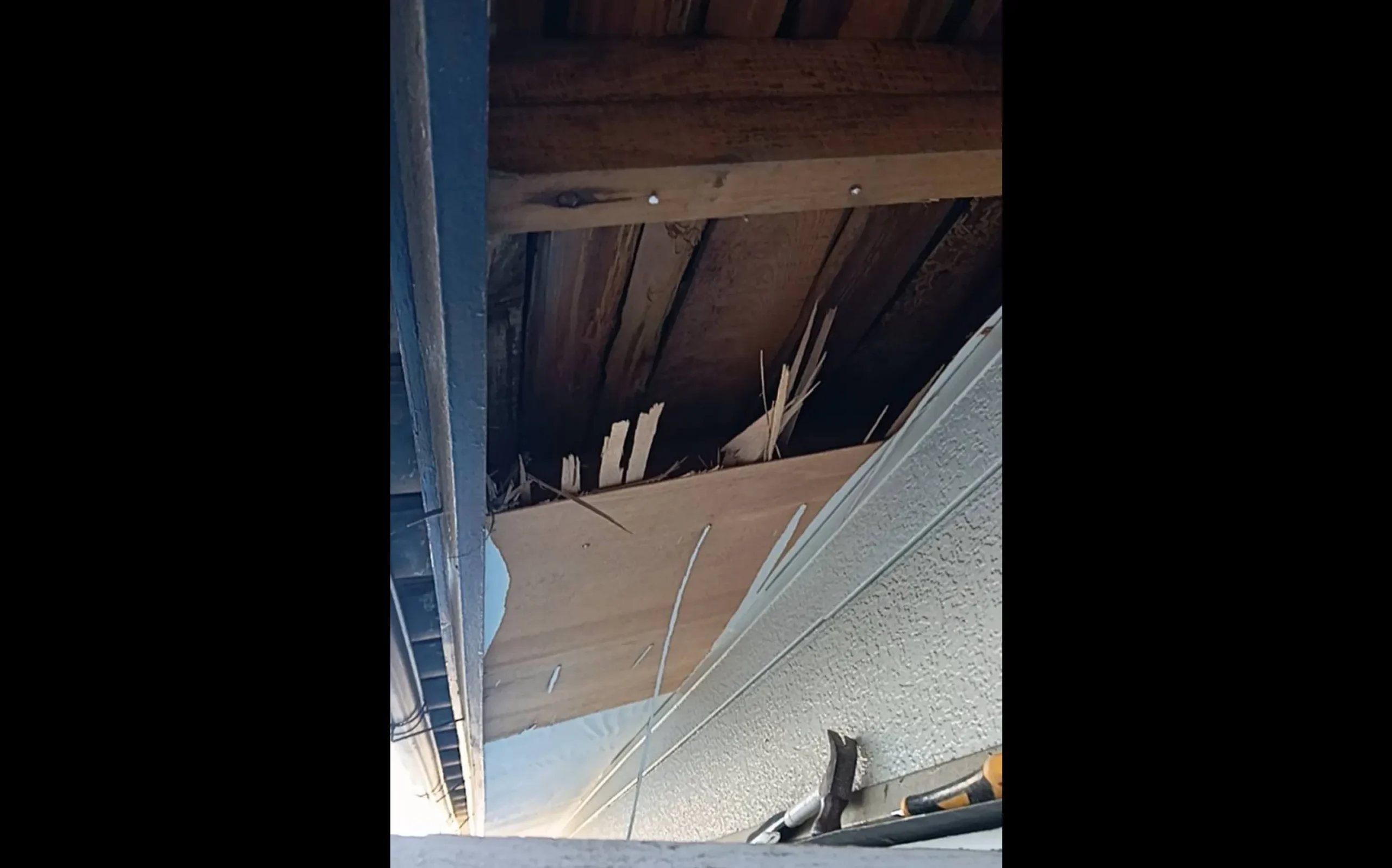 軒天改修工事 Before